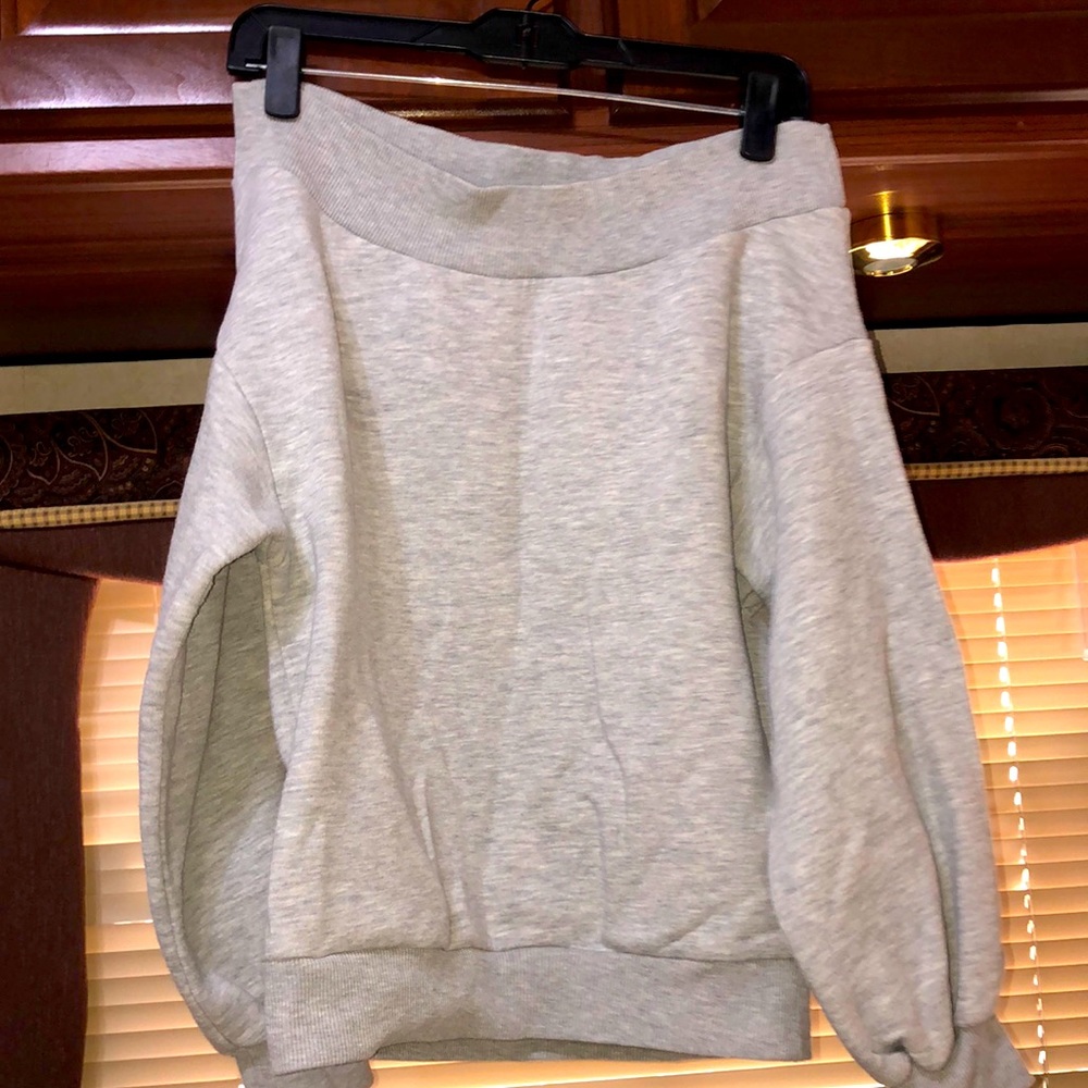 Off shoulder sweatshirt